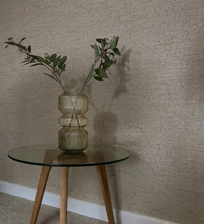 Papel pintado con textura de piedra natural en tonos marrones Onyx Mineral 683606
