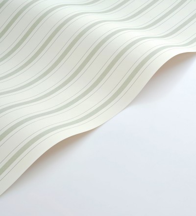 Papel pintado rayas clásicas finas verde Albert Stripes 126497